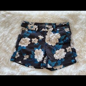 American Eagle Floral Short